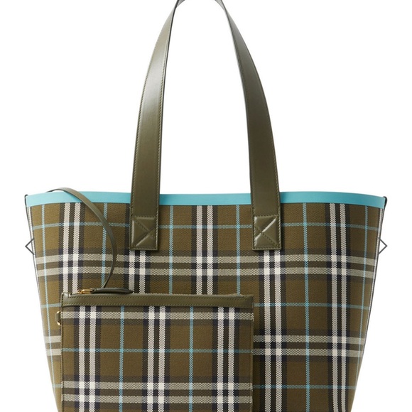 Brand new Burberry London Tote with detachable pouch. Still in box! - Picture 4 of 6